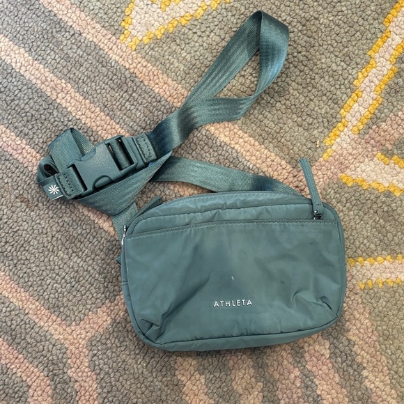 Athleta Handbags - Athleta Teal Belt Bag